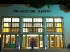 iat-palazzo-turismo-cattolica-notte