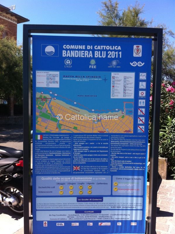 Cattolica bandiera blu 2011 cartellone