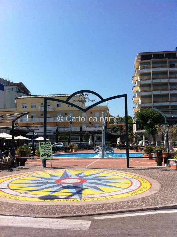 Piazza del Porto Cattolica (RN)